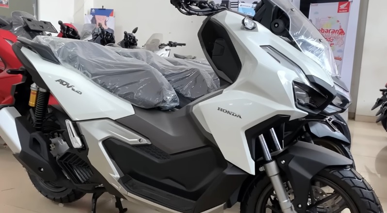 6 Fitur Kenyamanan Honda ADV 160 untuk Touring Jarak Jauh yang Lebih Menantang