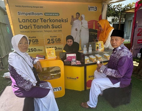 Buka Booth 24 Jam, Indosat Region Jawa Tengah Layani Kebutuhan Komunikasi Ribuan Jemaah Haji