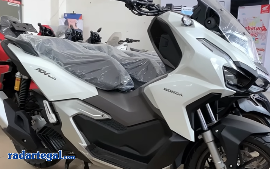 Performa Tangguh dan Irit! Ini Kelebihan Mesin Honda ADV 160 2025 