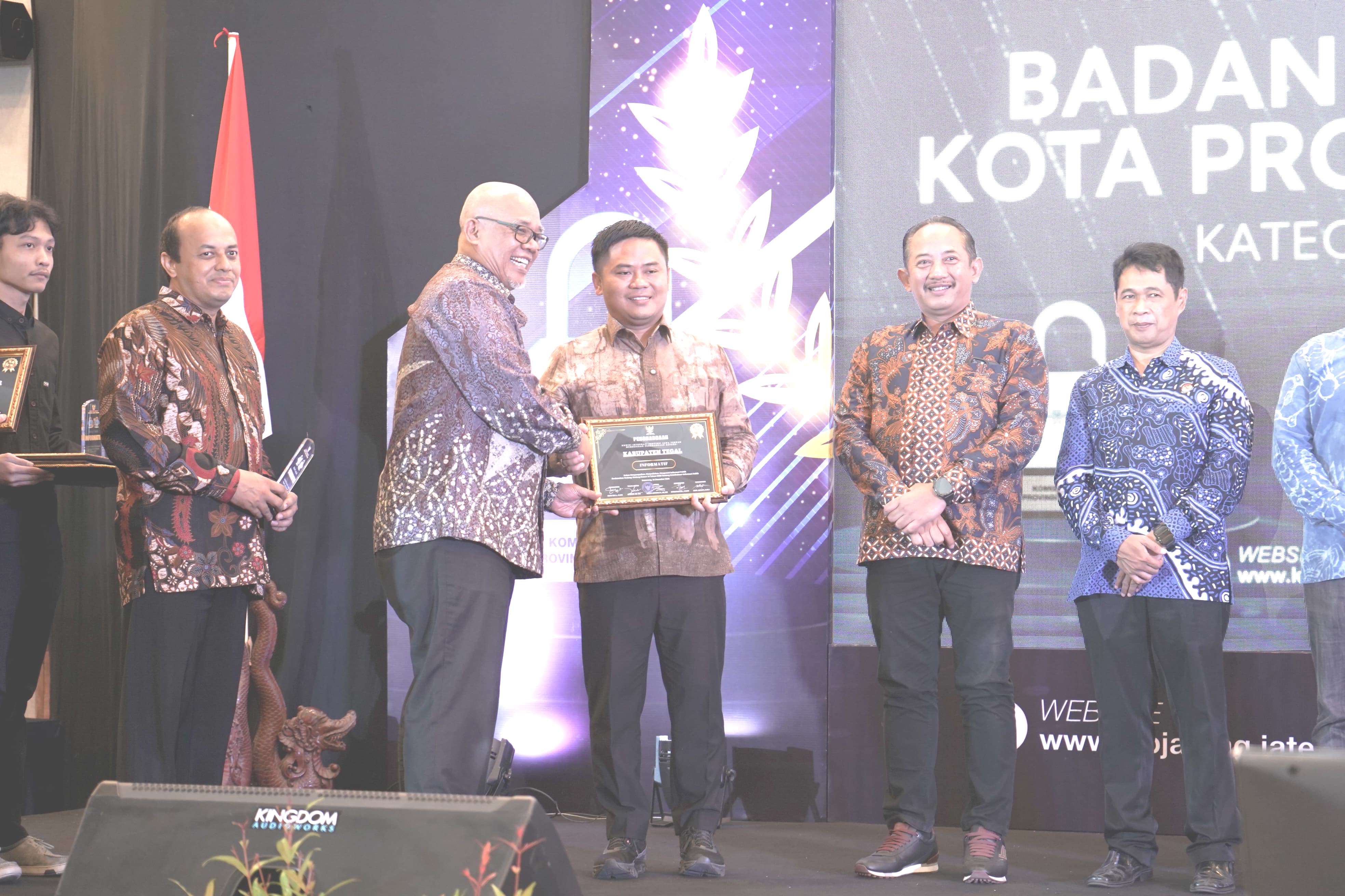 Raih KIP Award Provinsi Jawa Tengah 2025, Pemkab Tegal Dapat Predikat Informatif