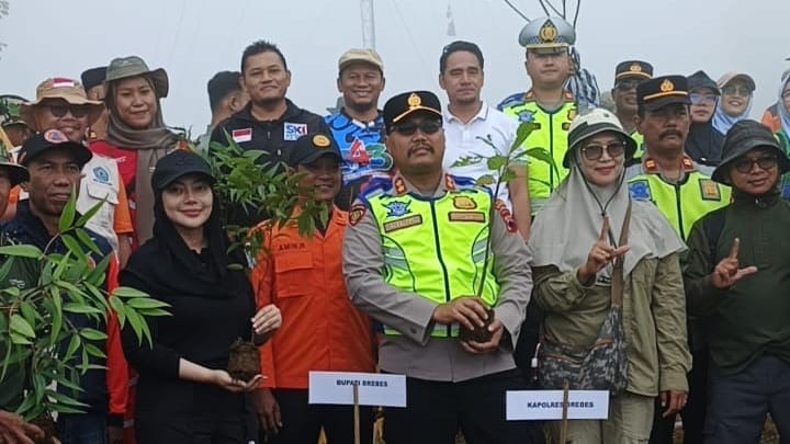 1.000 Pohon Ditanam di Brebes, Penghijauan Hutan Libatkan 500 Peserta.