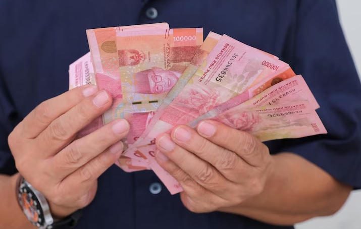 Gaji cuma UMR? Ini 7 Pinjol Legal Bunga Rendah Limit Besar hingga Rp50 Juta yang Cicilannya Tidak Mencekik