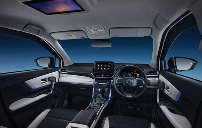 Honda Brio 2023 Punya Interior plus Kabin Nyaman, Terbekali Fitur USB Charging Port Buat Ngecas HP