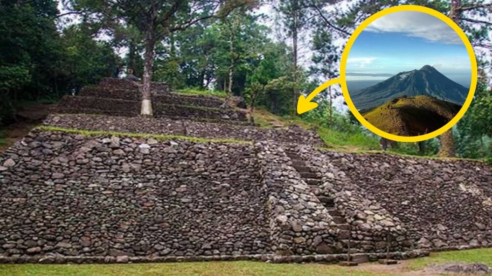 3 Mitos Punden Berundak di Candi Kethek, Tempat Roh Leluhur dan Tahta Para Dewa