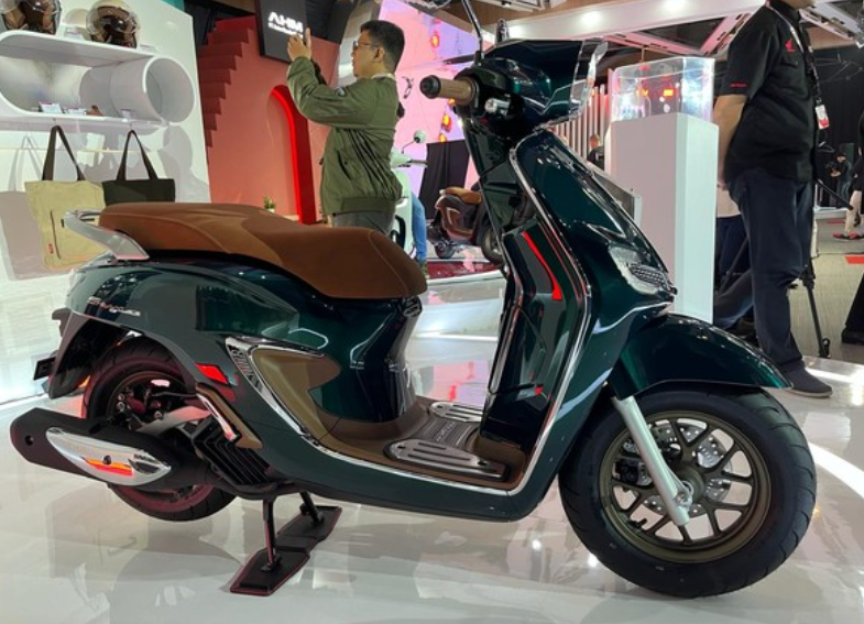 Ngirit Bensin & Budget? Ini Motor Honda Murah di Kantong!