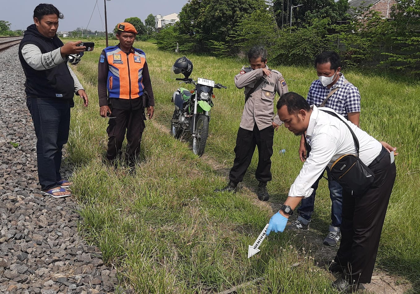 Potongan Kaki yang Bikin Geger Warga di Tegal, Diduga Bagian Tubuh Korban Tertabrak Kereta 2 Pekan Sebelumnya