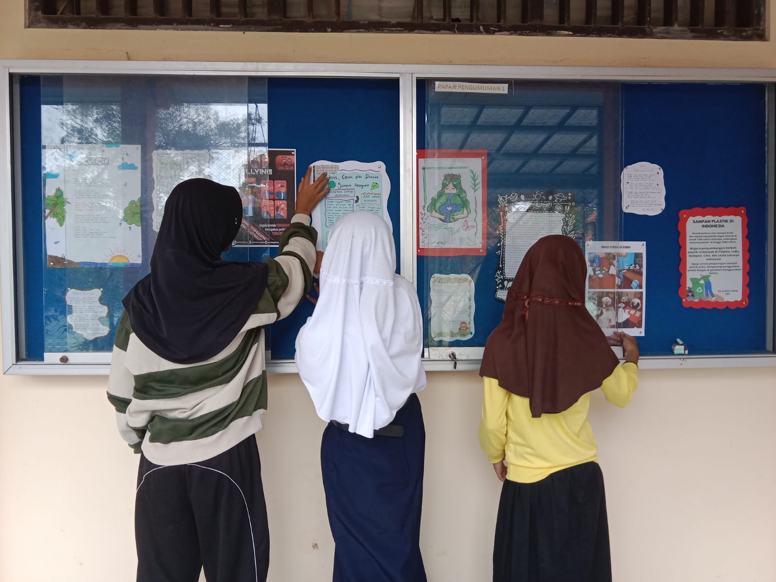 Fasilitasi Karya Siswa, SMP Negeri 19 Kota Tegal Sengaja Siapkan 3 Papan Mading 