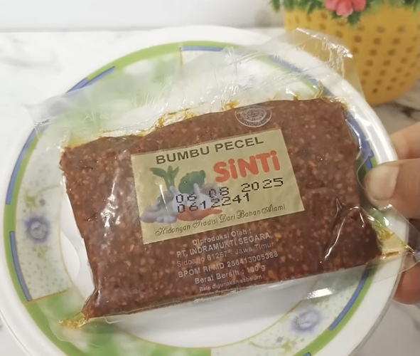 Bukan Cuma Pecel! Ini 9 Oleh-Oleh Khas Blitar yang Jadi Buruan Wisatawan di 2025