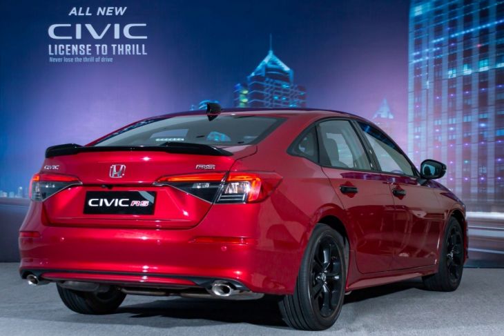 Honda Civic RS, Sedan Berinterior dan Eksterior Mewah yang Membuat Pesaingnya Ketar-ketir