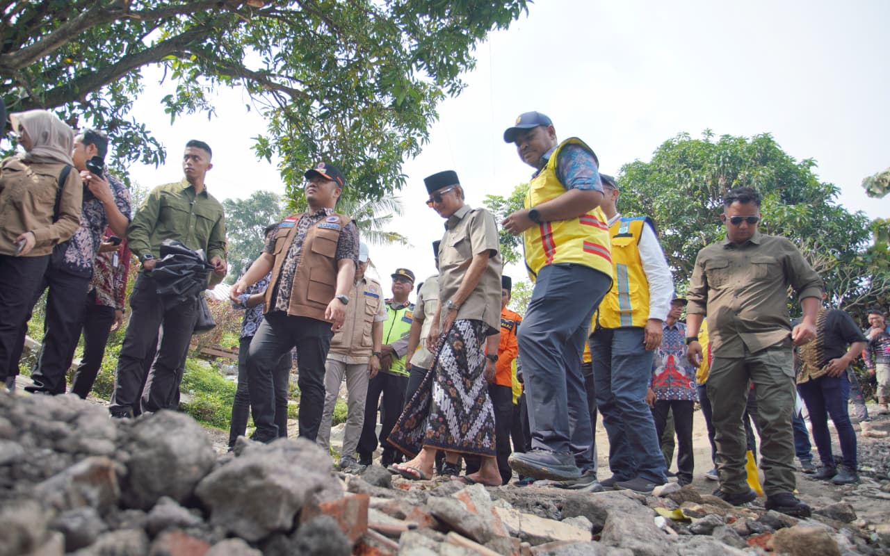 Menteri PUPR Jamin Korban Bencana di Padasari Tempati Huntara Sebelum Lebaran