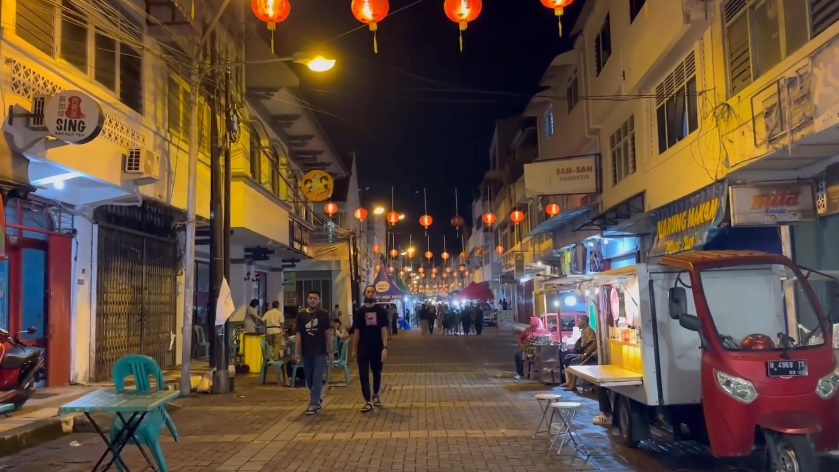 5 Jajanan Lokal Unik di Kota Lama Semarang, Bikin Kepo Jika Dilewatkan