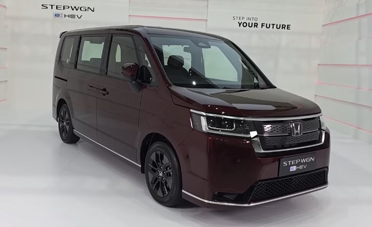 7 Fitur Hiburan Honda Step WGN 2025 Buat Kenyamanan Keluarga