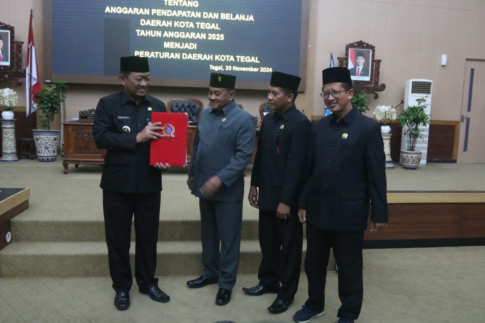 Fraksi PDI Perjuangan DPRD Kota Tegal Minta Pemkot Kaji Program Smart Classroom