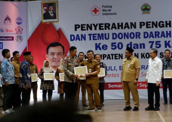 Gubernur Jateng Beri Penghargaan 29 Pendonor Darah Asal Tegal