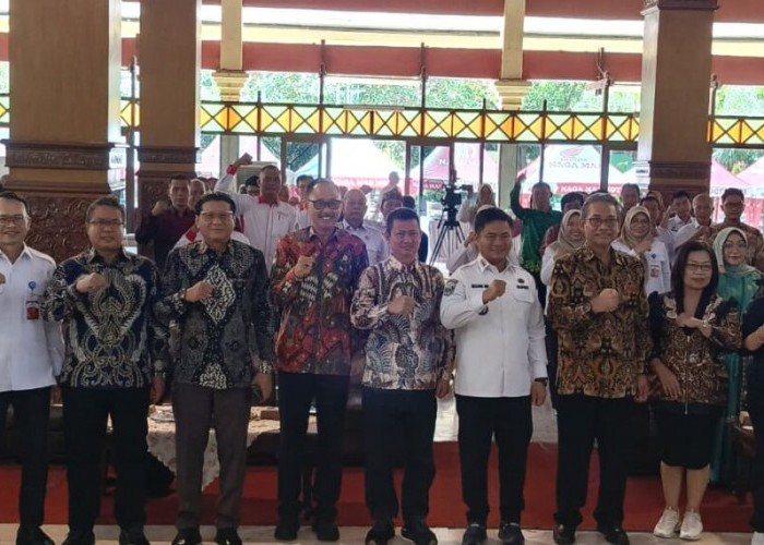 Pimpinan dan Komisi DPRD Kabupaten Tegal Hadiri Sosialisasi Pencegahan Korupsi Lewat Pemahaman KUHP Baru