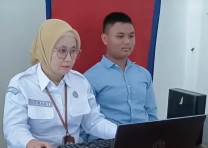 Goes To School, Dindukcapil Brebes Jemput Bola Perekaman KTP-el Pemula 
