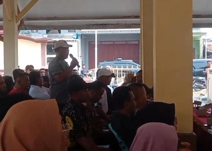 Musdes Deadlock, Warga Rusak Portal Wisata Pantai Larangan Tegal 