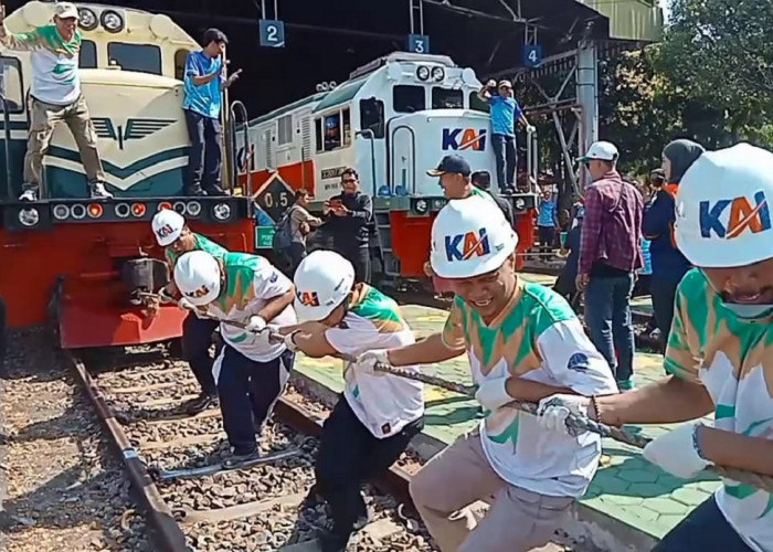 Unik Banget! Lomba Tarik Sepur Seberat 84 Ton Berjarak 20 Meter Digelar di Tempat Ini  