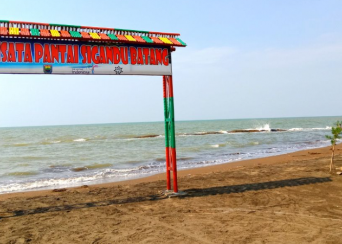 Pantai di Batang yang Bagus? Ini Rekomendasi Terbaik yang Wajib Kamu Datangi
