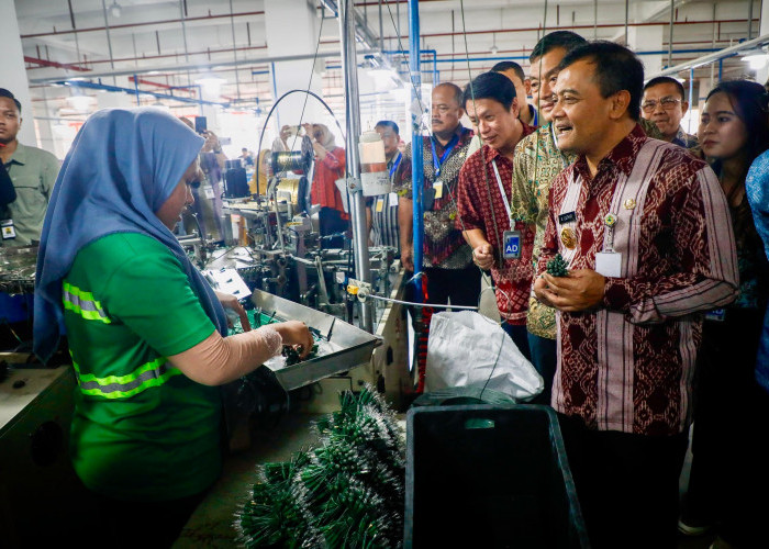  Tahun 2025, Pertumbuhan Ekonomi Jawa Tengah Melesat! Investasi Menggeliat   