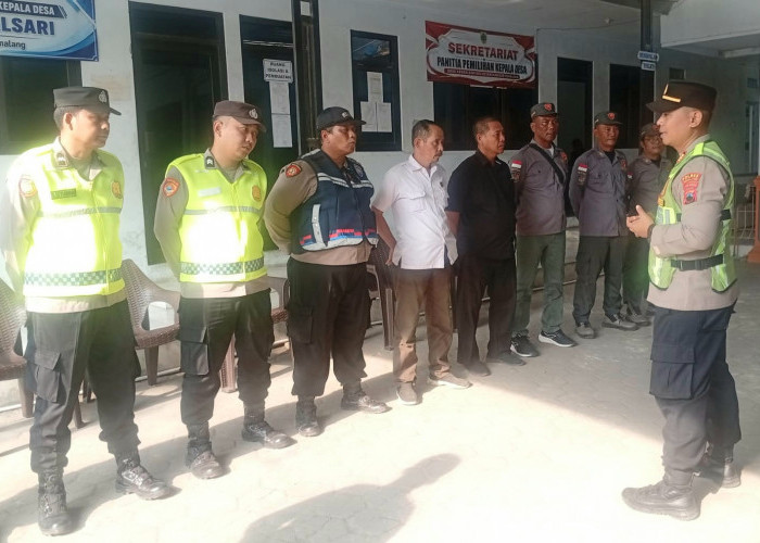 Ciptakan Situasi Kondusif, 13 Polisi Amankan Ujian Tertulis Bakal Calon Kepala Desa Kendalsari Pemalang