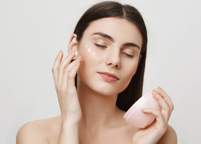 Mitos Seputar Skincare, Benarkah Retinol Menyebabkan Kulit Wajah Menjadi Tipis?