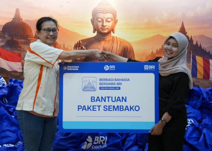 BRI Salurkan Bantuan 1.000 Paket Sembako bagi Umat Buddha