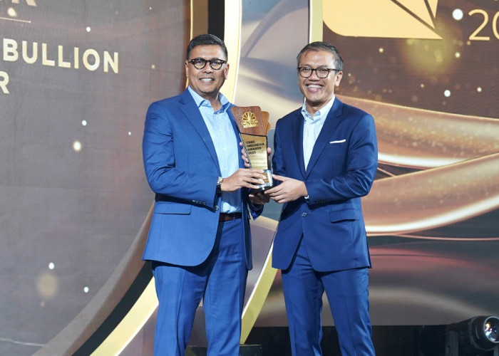 Dirut BSI Dinobatkan Sebagai Pemimpin Transformasi Perbankan Syariah Terbaik 2025