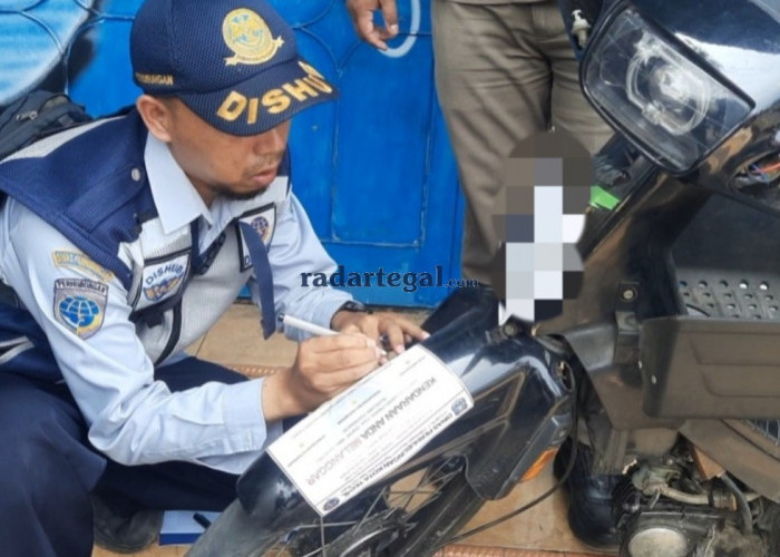 Tim Gabungan Sisir Parkir Liar di Alun-Alun dan Jalan Pancasila Tegal