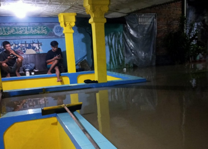 Banjir di Brebes Kembali Rendam Pemukiman Warga, Sungai Babakan Kembali Meluap