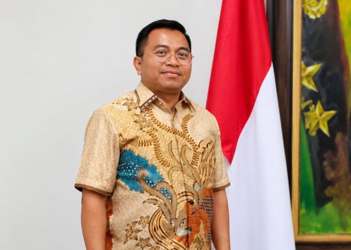 Aktivis Muda KAHMI Hendriyanto Attan Dianugerahi Gelar Kanjeng Raden Haryo dari Keraton Surakarta
