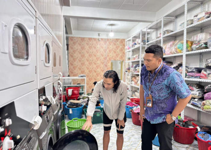 KUR BRI Bikin UMKM di Kabanjahe Naik Kelas dari Usaha Es Buah Keliling Menjadi Laundry Ekspres 