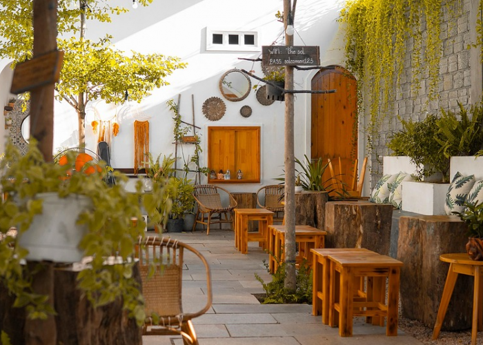 10 Kafe Estetik di Semarang dengan Spot Instagramable & Suasana Nyaman untuk Nongkrong