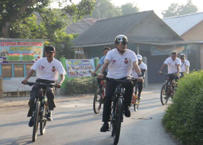 Demi 2 Kambing Kurban Ribuan Warga Bersepeda 9 Km Meriahkan Hari Bhayangkara ke-77 Polres Pemalang