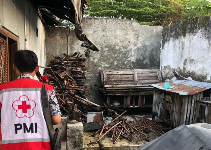 Tungku Menyala, Rumah di Kabupaten Tegal Terbakar Hebat  