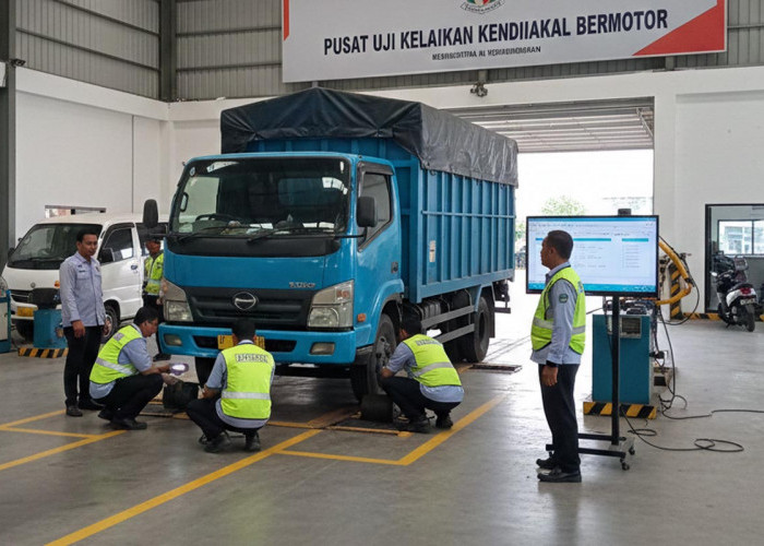 Layanan Uji KIR Dishub Kota Tegal Dihentikan Sementara Akibat Banjir Rob