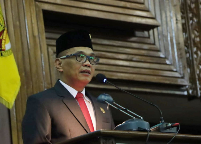 Insiden Bentrok Aksi Demo May Day di Semarang Disesalkan Sumanto: Semestinya untuk Menyalurkan Aspirasi  