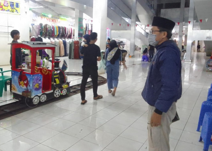 Takbiran, Pasar Randudongkal Pemalang Buka Hingga Malam