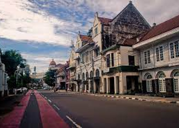 Sudah Ada Sejak Tahun Masih Tiga Digit, Inilah Daftar 7 Kota Tertua di Indonesia