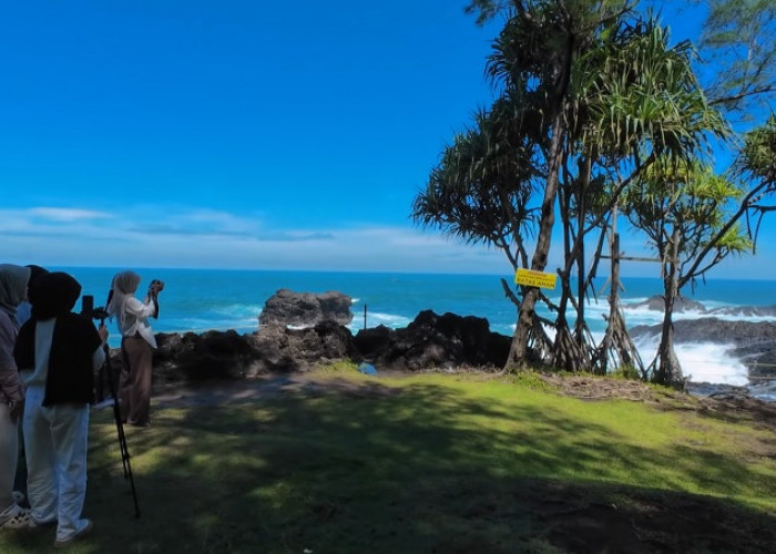 4 Wisata Alam Instagramable Murah di Kebumen Buat Referensi Itinerary 2025