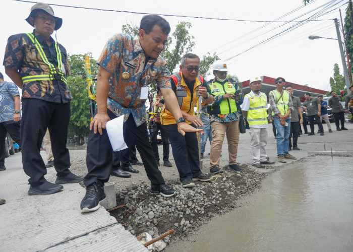Pemprov Jateng Fokus Pada Infrastruktur, 2025 Perbaikan Jalan Dikebut