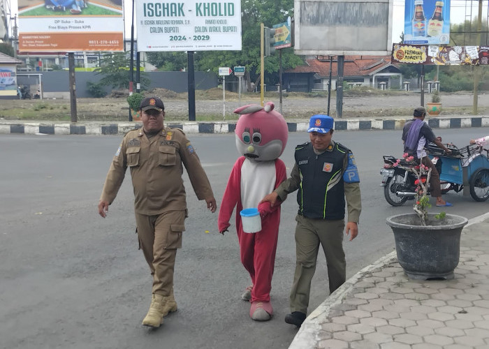 11 Badut, Pengemis dan Pengamen di Kabupaten Tegal Dirazia Petugas Gabungan dari Lampu Merah 