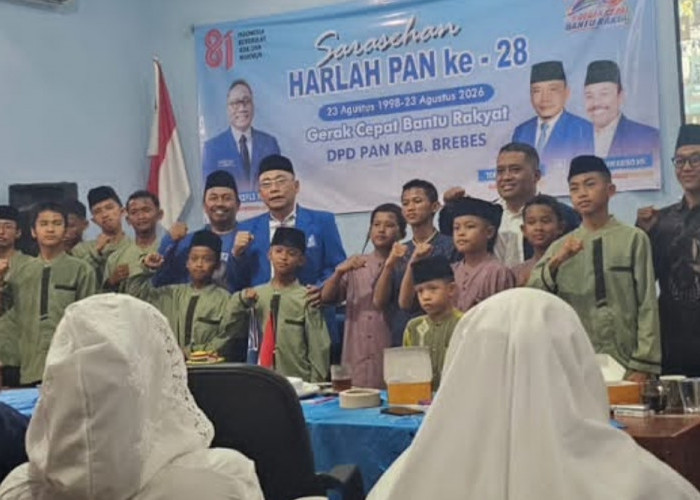1.000 Paket Sembako Dibagikan Anggota DPRD Brebes
