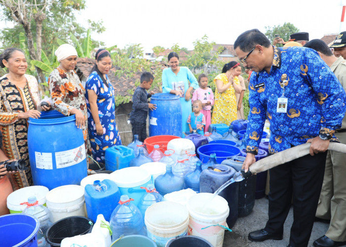 5 Daerah Kekeringan Terparah di Jateng, 76 Juta Liter Air Bersih Sudah Disalurkan untuk Warga