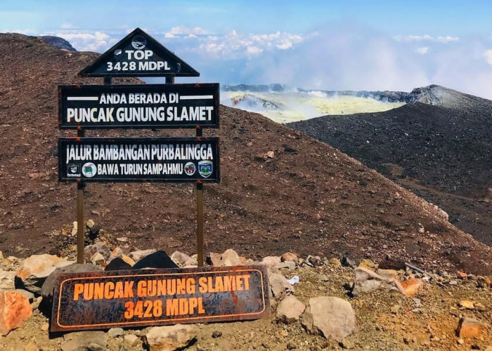 Mitos Pulau Jawa Akan Terbelah Dua Jika Gunung Slamet Meletus, Begini Kata Ramalan Jayabaya