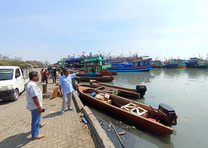 Antisipasi Kebakaran di Pelabuhan Tegal, Kapal-kapal Diminta Lakukan Penyiraman 