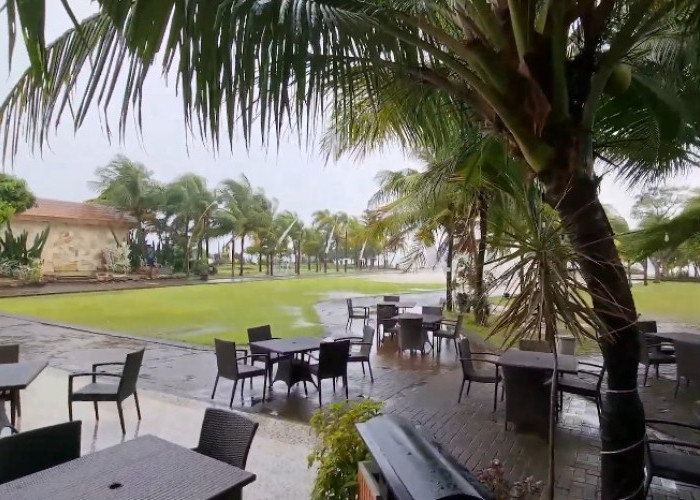 5 Resort View Pantai di Jepara Mulai Rp500 Ribuan per Malam