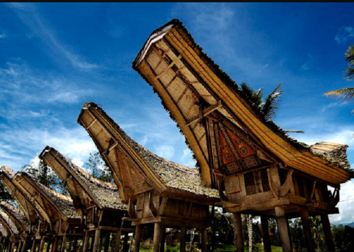 9 Keunikan Suku Toraja: Mengungkap Pesona Budaya dan Tradisi Tana Toraja yang Membuat Bulu Kuduk Merinding  