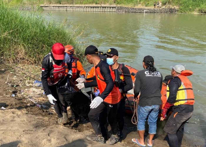 Tiga Hari Dicari, Bocah Tenggelam di Sungai Comal Pemalang Ditemukan Meninggal 