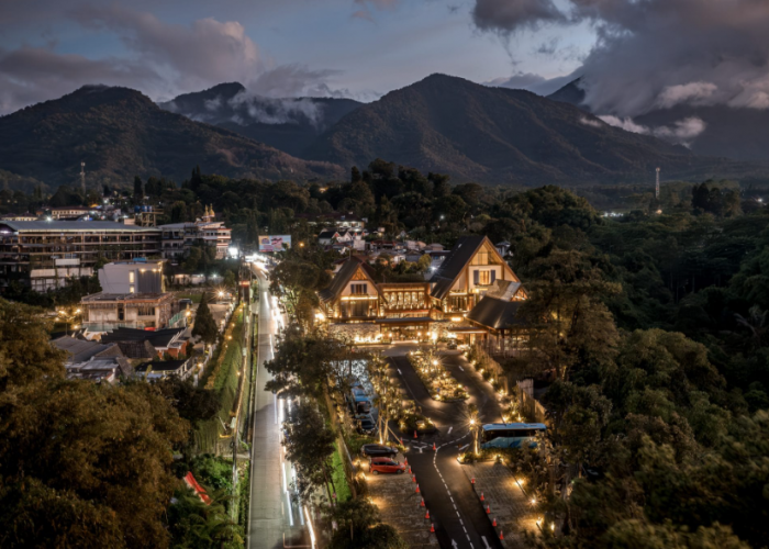 Rekomendasi Restoran Keluarga dengan Pemandangan Indah di Puncak yang Belum Banyak Diketahui Orang